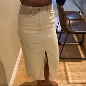 Cream Denim Slit Skirt